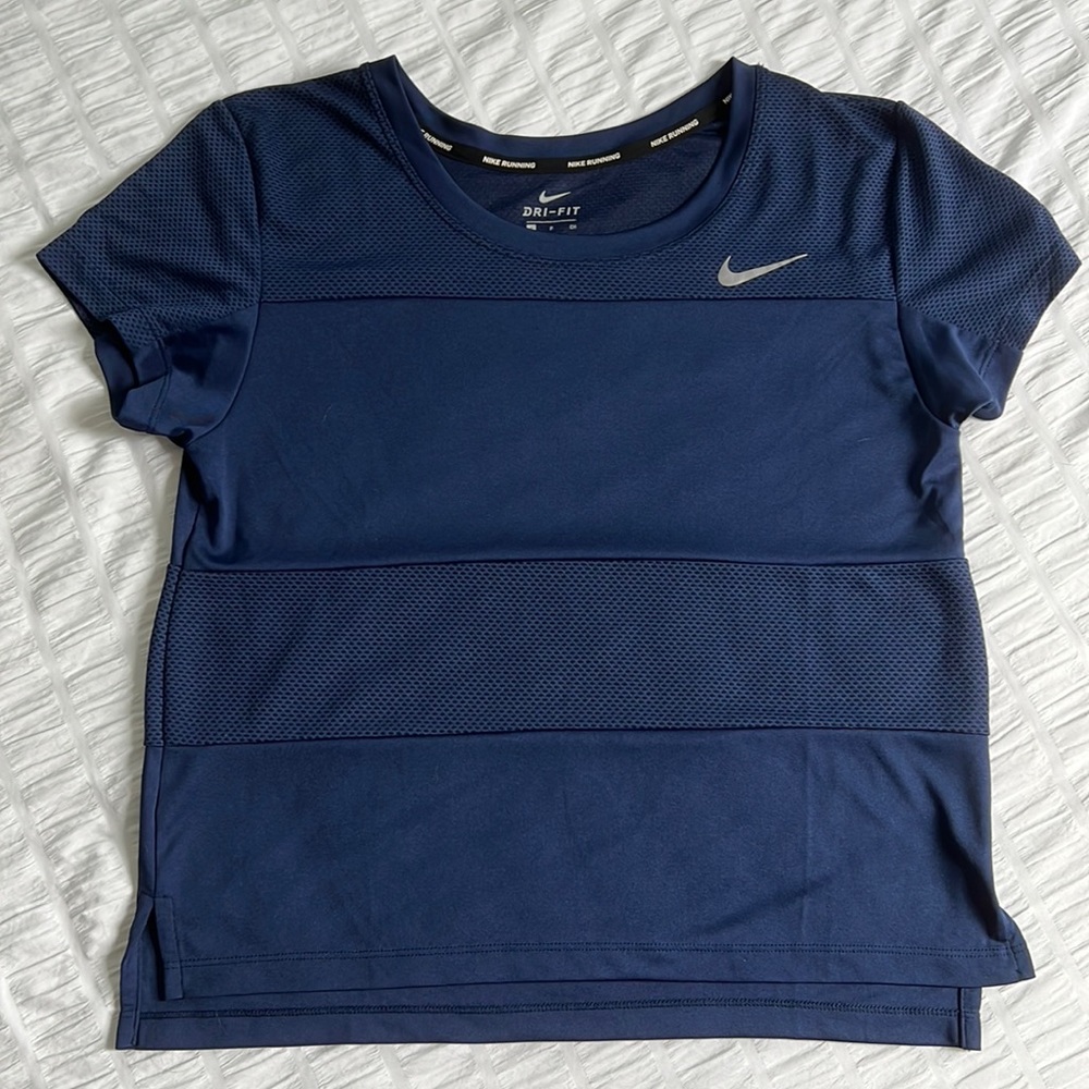 NWOT Nike Dri-Fit Shirt